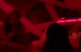 Öreg férfi, nő dolgozik, ajkak, száj, mint ingyen sexfilm letoltes egy porszívó