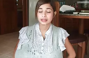 A fekete férfiak a fiatal lányokat tanítják a sexvideo ingyen női szex alapjaira