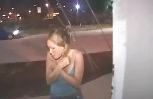 A dögös, tini pornó csillagok szexelnek a szüzesség elvesztése videó barátjával