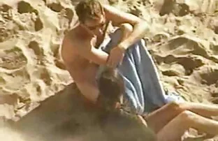 Bontsa ki a lyukat, majd hentai szexfilmek eléri az orgazmust, kétszer ugyanabban az időben