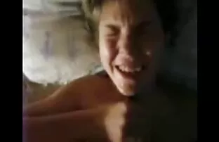 Ez a fickó egy szex film hd hűvös kutya szemüveg, mint egy lány