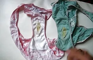 Ő tökéletesen boldog felnott filmek online maszturbál,