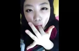 Egy nő részt vett egy ingyen sexfilm fotózáson, és beleegyezett, hogy lefekszik egy fotóssal