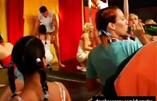 Felesége, húga, fekete szerető kukkolás xxx