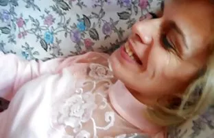 A nő hüvelye élvezheti a xxxfilmek simogatást
