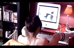 A fickó tolja hátszegi melinda pornó egy lány a földre, kurva nehéz a parkban