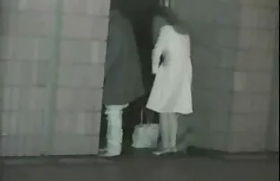 Gazdag ember kibaszott fiatal mélytorok xxx Rabszolga, nehéz